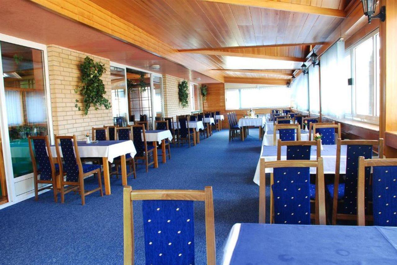 Hotel Imzit Dobrinja Сараєво Екстер'єр фото
