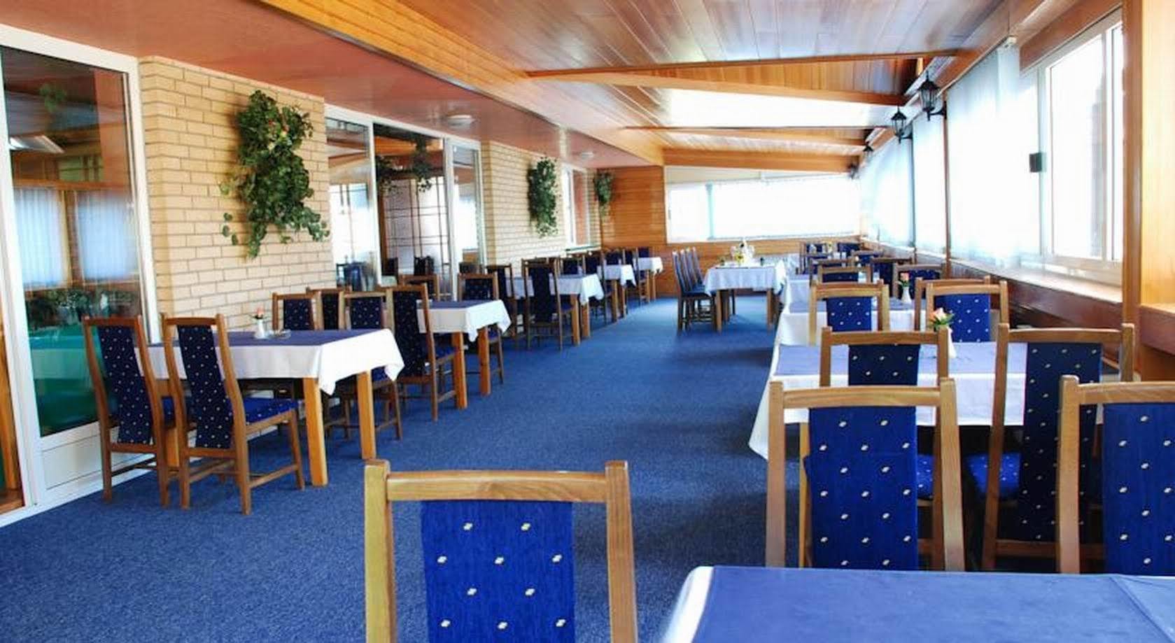 Hotel Imzit Dobrinja Сараєво Екстер'єр фото